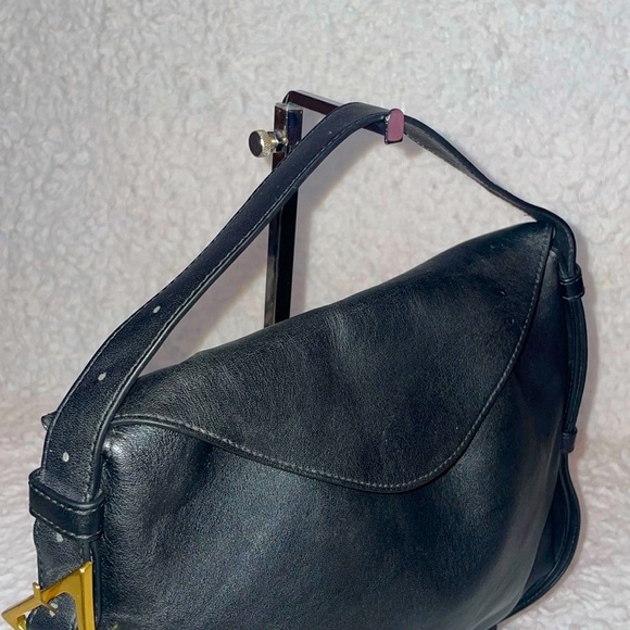 Bottega Veneta Leather Cradle Flap Small Shoulder Hand Bag Purse in Black - Picture 5 of 17